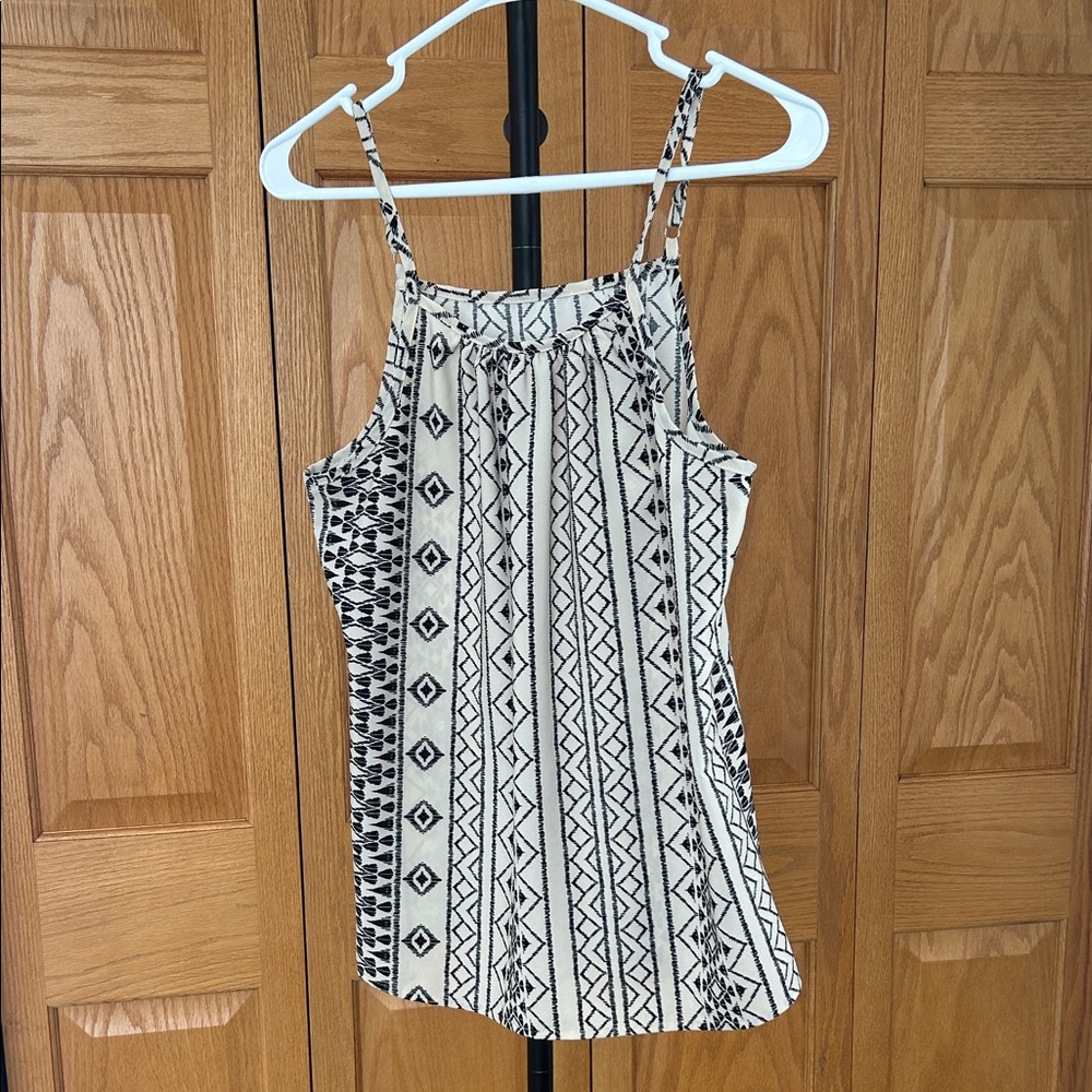 Geometric Patterned Black and White Women's Top